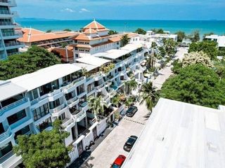 For sale 8 bedrooms townhouse in Bang Lamung, Chonburi