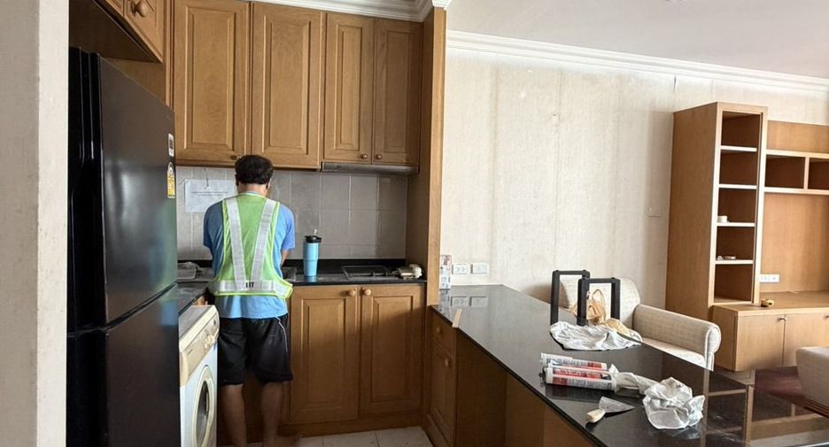 For rent 1 bed condo in Pathum Wan, Bangkok
