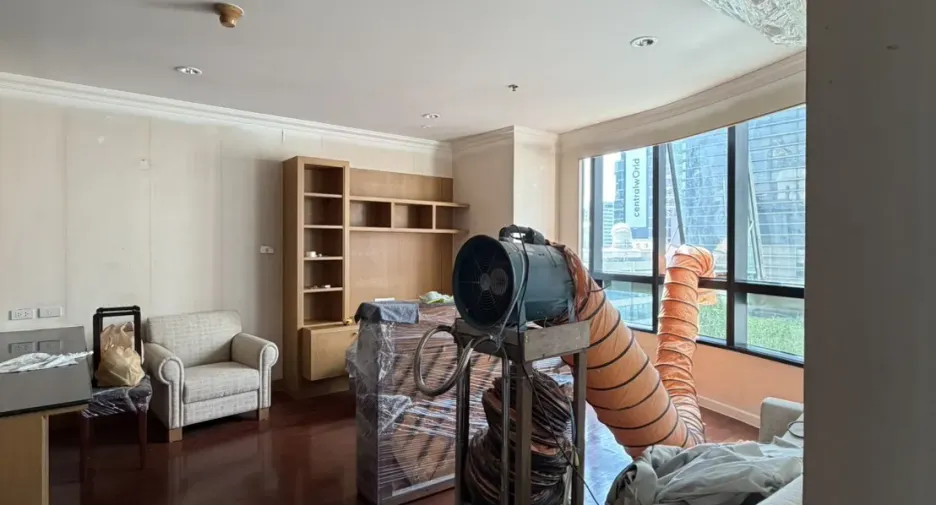 For rent 1 bed condo in Pathum Wan, Bangkok