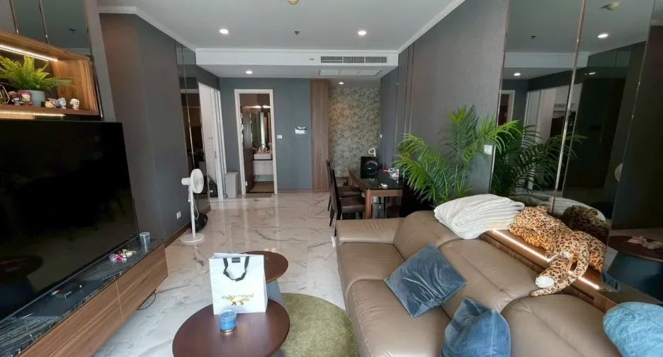 Condo en alquiler de 2 habitaciones en Bang Rak, Bangkok