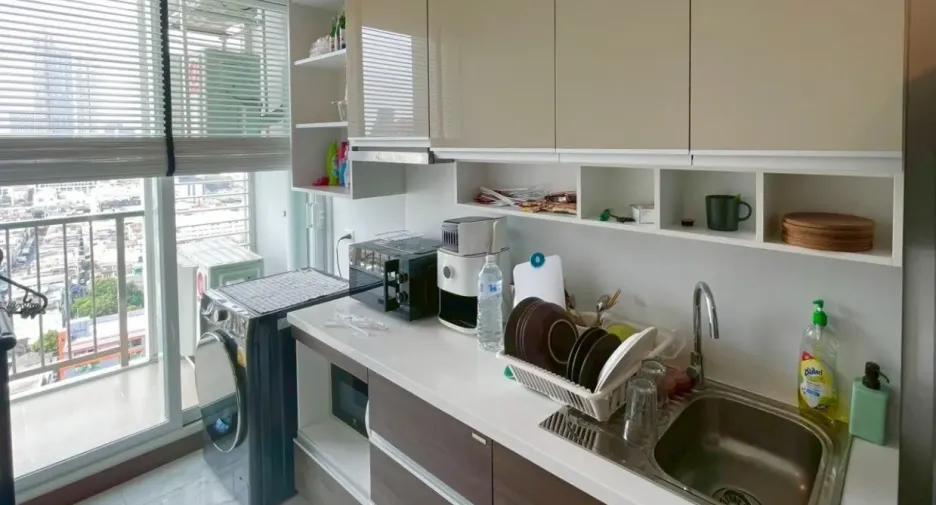 Condo en alquiler de 2 habitaciones en Bang Rak, Bangkok