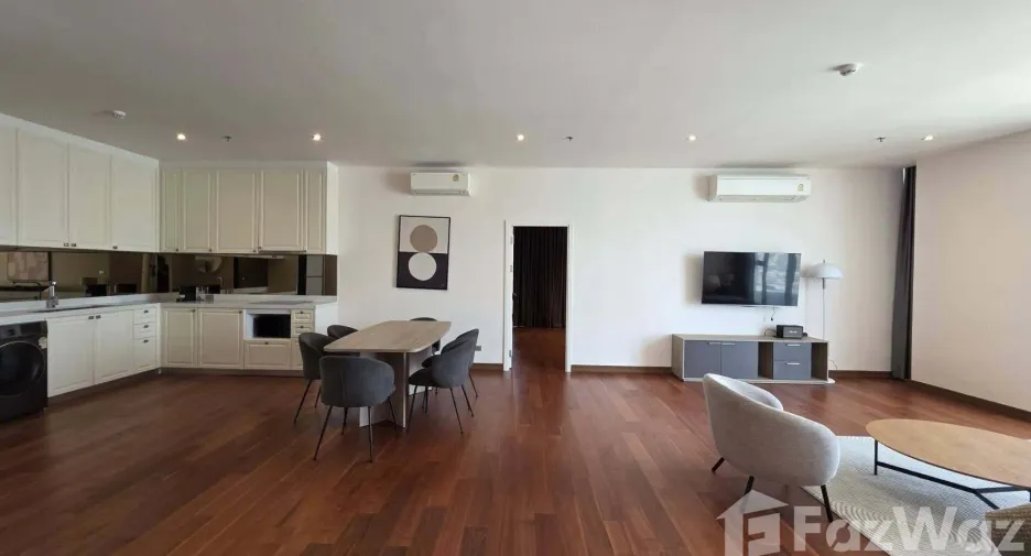 For rent 3 bedrooms condo in Bang Kho Laem, Bangkok