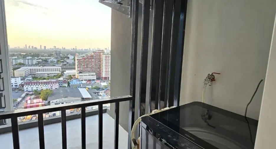 Condo en alquiler de 1 habitaciones en Bang Na, Bangkok