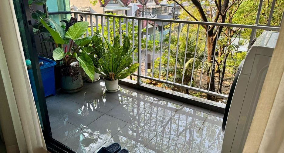 For sale 1 bed condo in Lat Phrao, Bangkok