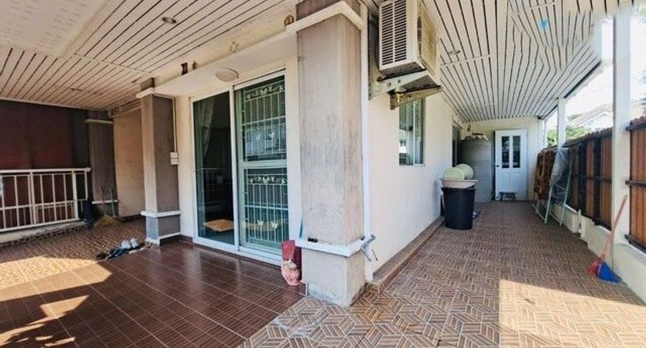 Reihenhaus zum Kauf mit 3 Zimmer in Phra Pradaeng, Samut Prakan