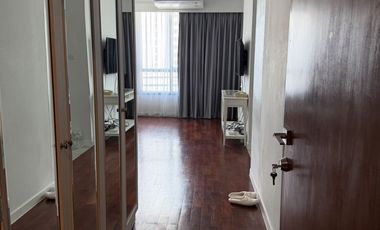 À louer studio condo à Pathum Wan, Bangkok