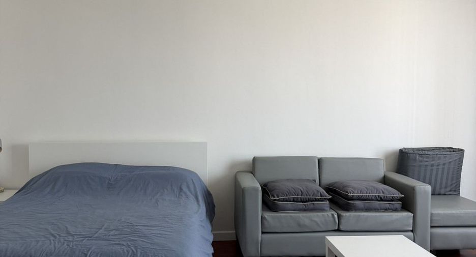 Wohnung zur Miete mit Studio in Pathum Wan, Bangkok