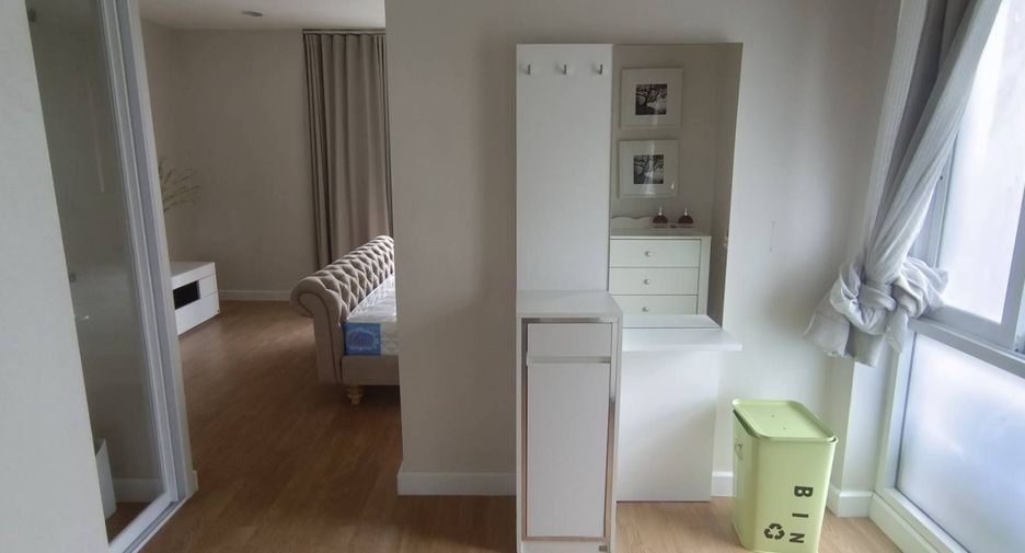 For rent 3 bedrooms house in Bang Na, Bangkok