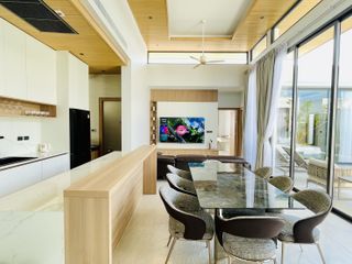 For rent 4 bedrooms villa in Mueang Phuket, Phuket