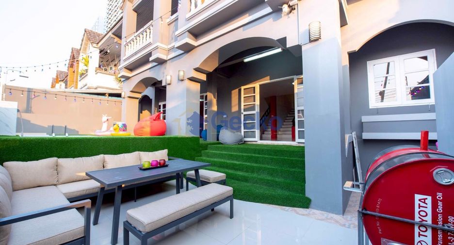Haus zur Miete und zum Kauf mit 12 Zimmer in Bang Lamung, Chonburi