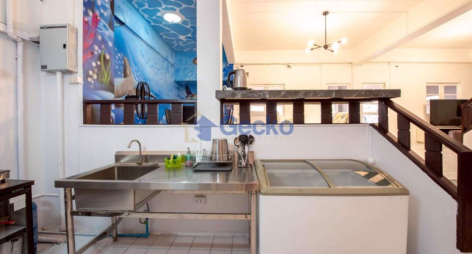 Haus zur Miete und zum Kauf mit 12 Zimmer in Bang Lamung, Chonburi