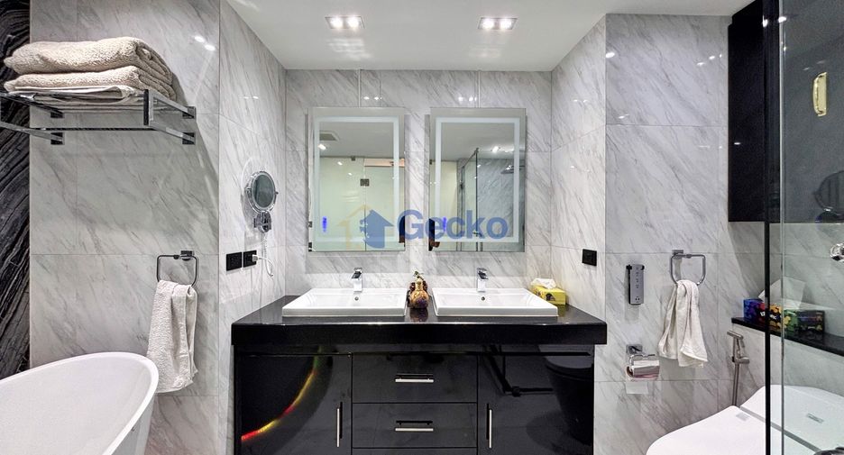 For sale 2 bedrooms condo in Bang Lamung, Chonburi