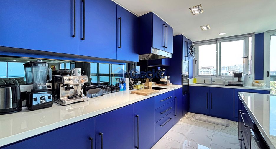 For sale 2 bedrooms condo in Bang Lamung, Chonburi