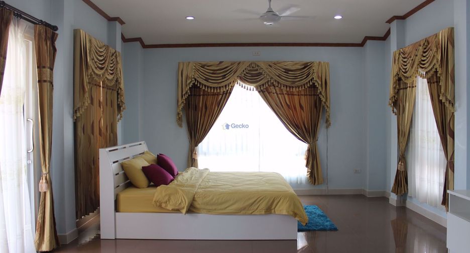 For sale 6 bedrooms house in Bang Lamung, Chonburi
