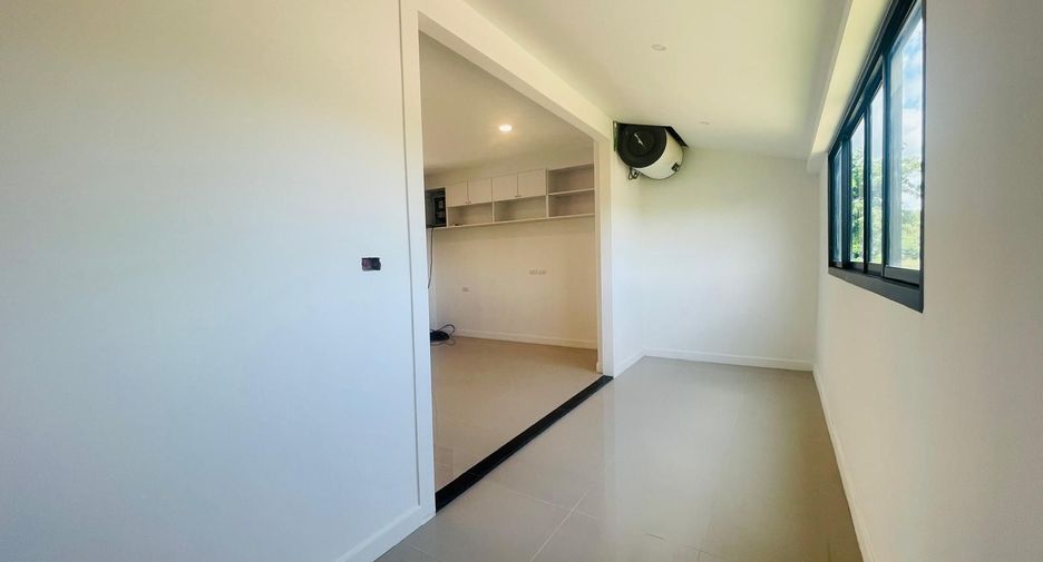 For sale 3 bedrooms villa in Thalang, Phuket