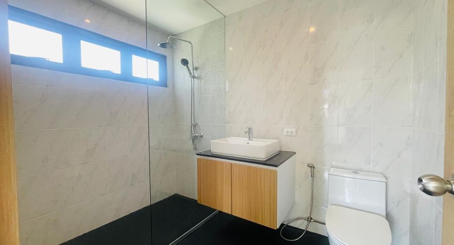 For sale 3 bedrooms villa in Thalang, Phuket
