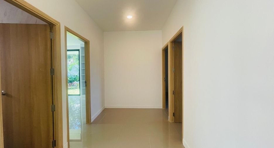 For sale 3 bedrooms villa in Thalang, Phuket