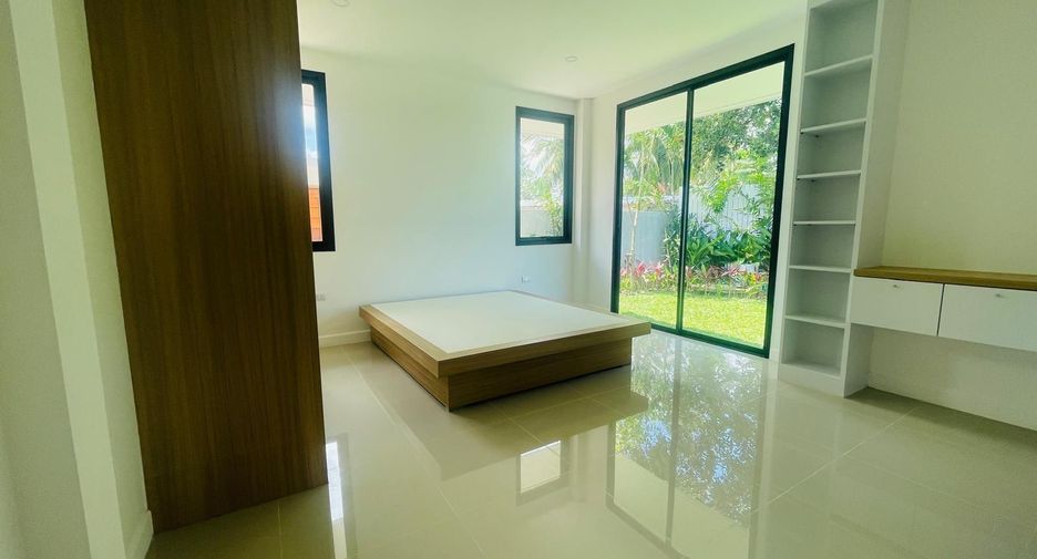 For sale 3 bedrooms villa in Thalang, Phuket