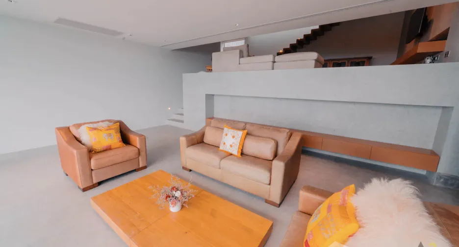 For sale and for rent 4 bedrooms villa in Thalang, Phuket