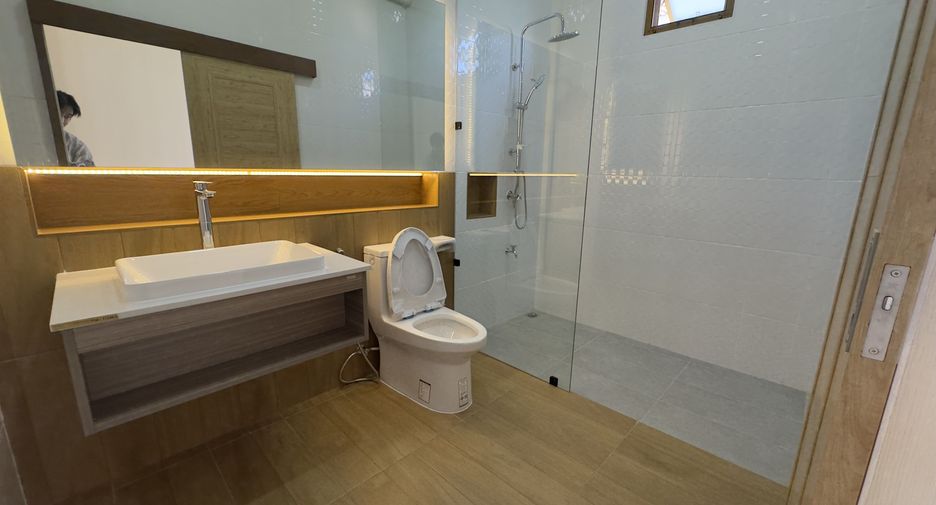 For sale 3 bedrooms house in Doi Saket, Chiang Mai