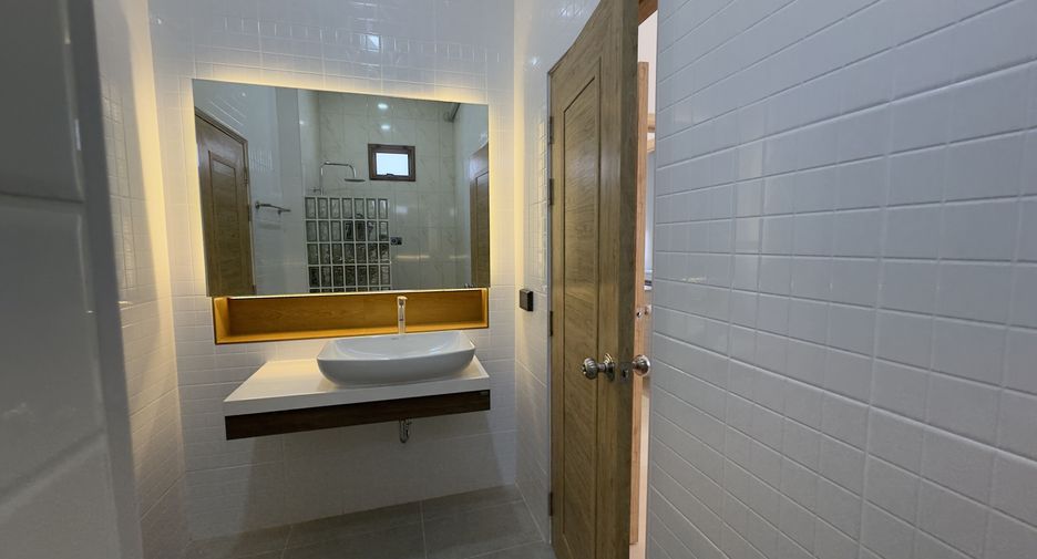 For sale 3 bedrooms house in Doi Saket, Chiang Mai