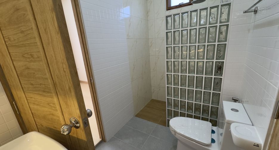 For sale 3 bedrooms house in Doi Saket, Chiang Mai
