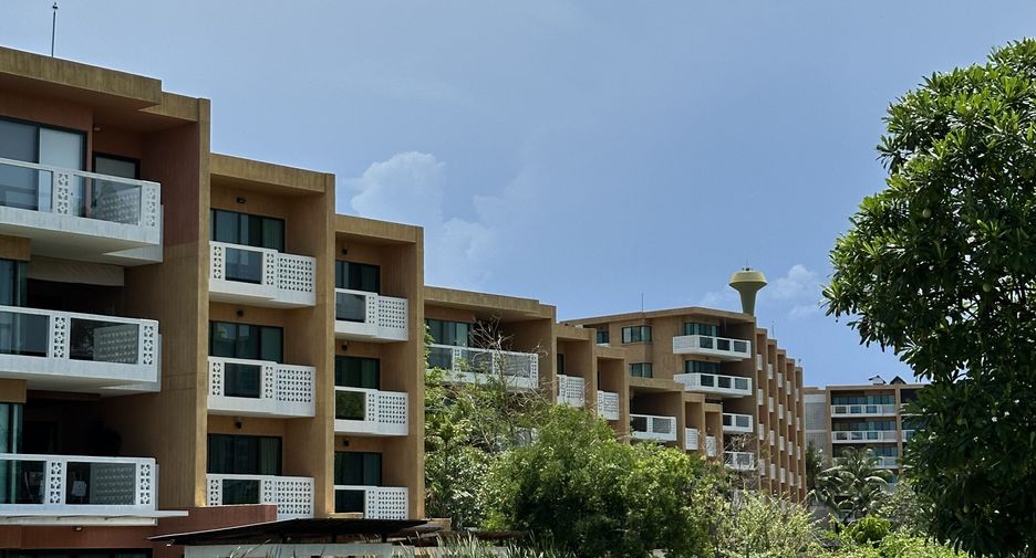 For sale 2 bedrooms condo in Cha Am, Phetchaburi