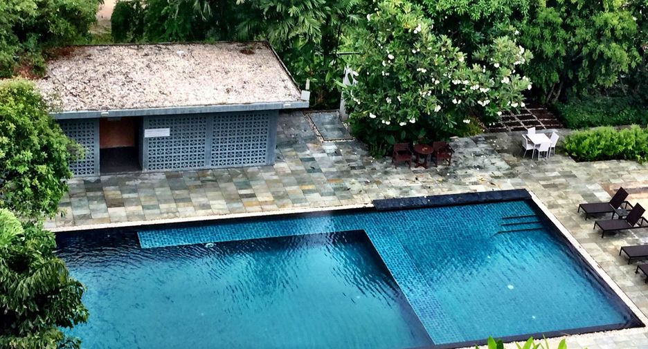 For sale 2 bedrooms condo in Cha Am, Phetchaburi