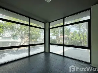 Haus zum Kauf mit 4 Zimmer in Bang Khun Thian, Bangkok