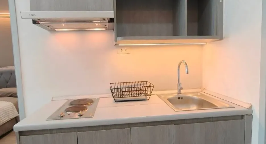 For sale 1 bed condo in Thon Buri, Bangkok