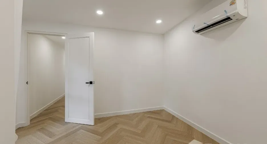 For sale 3 ベッドルーム house in Watthana, Bangkok