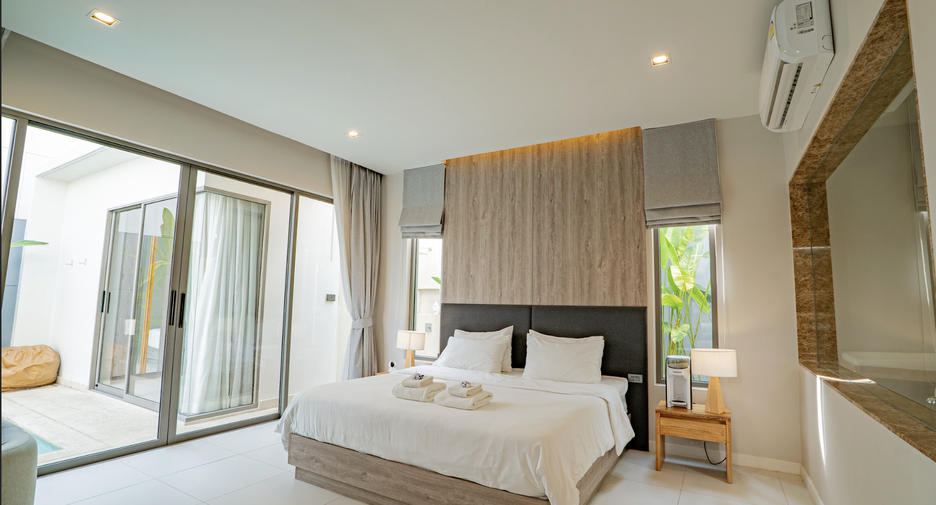 For sale 5 bedrooms villa in Thalang, Phuket