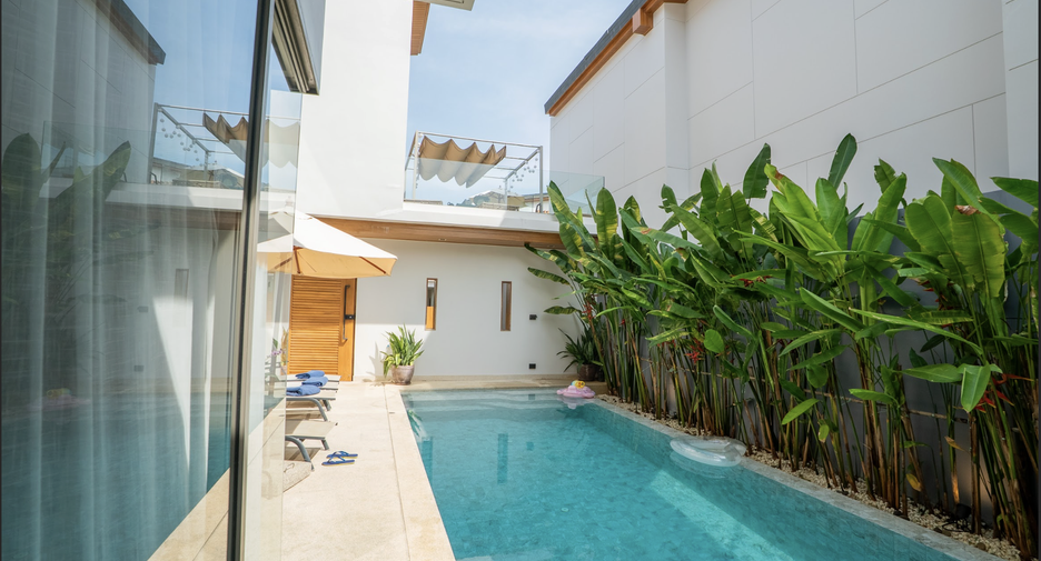 For sale 5 bedrooms villa in Thalang, Phuket