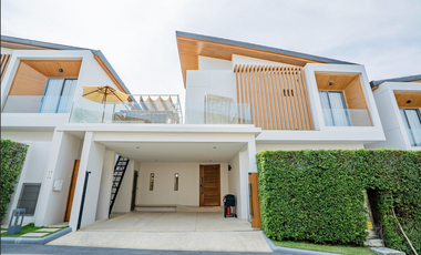 For sale 5 bedrooms villa in Thalang, Phuket