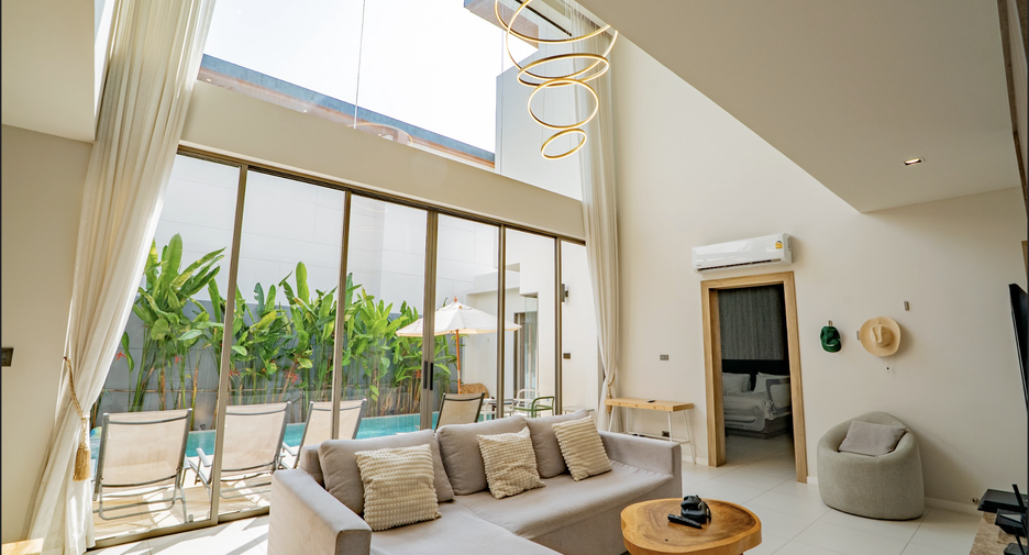For sale 5 bedrooms villa in Thalang, Phuket