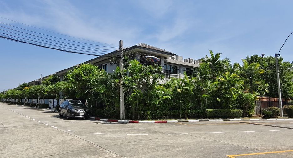 À louer 5 chambres maison à Nong Khaem, Bangkok