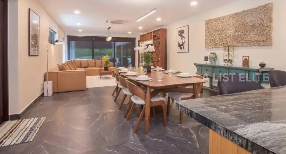 For rent 4 bedrooms house in Bang Lamung, Chonburi