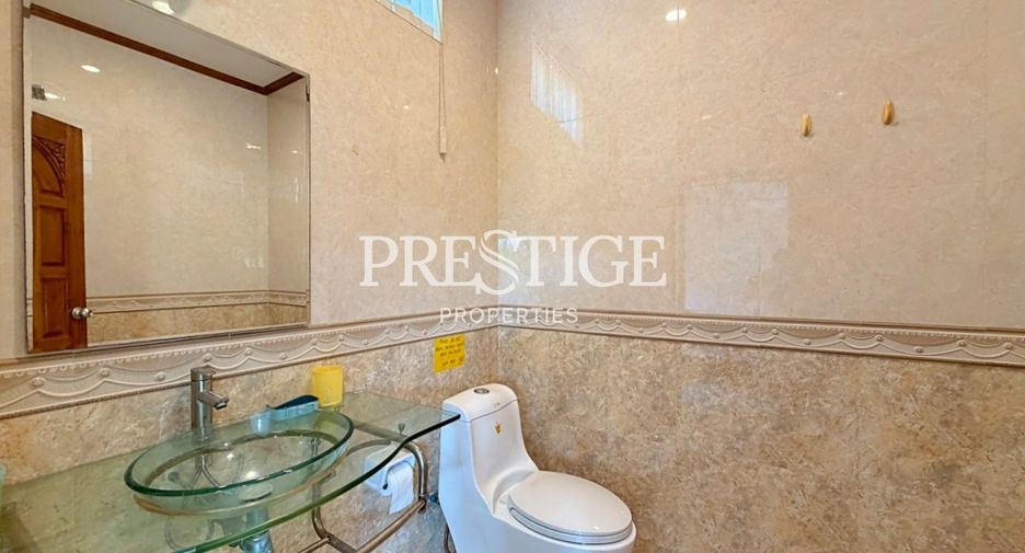 For rent 5 bedrooms house in Bang Lamung, Chonburi
