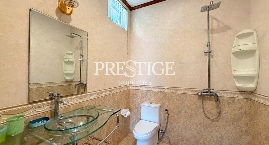 For rent 5 bedrooms house in Bang Lamung, Chonburi