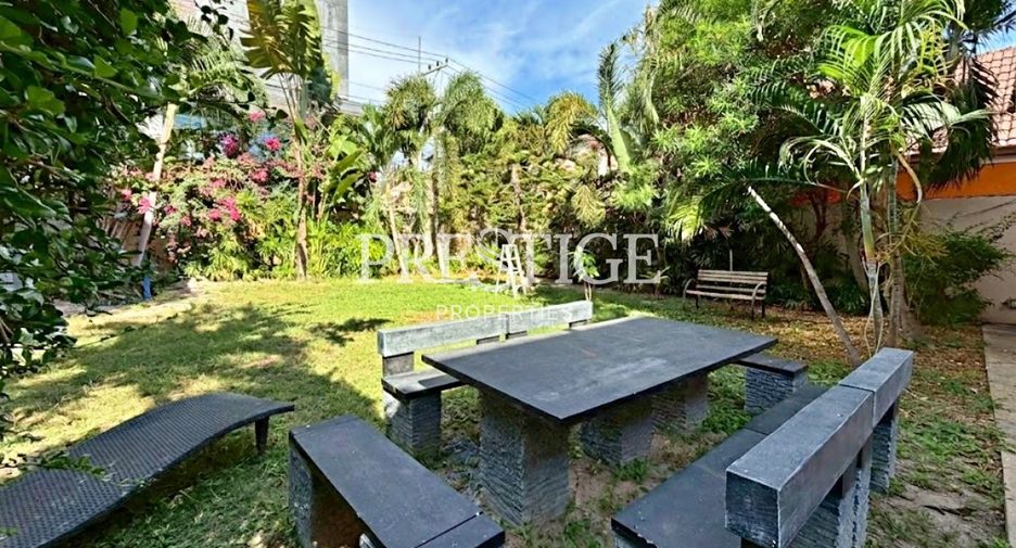 For rent 5 bedrooms house in Bang Lamung, Chonburi