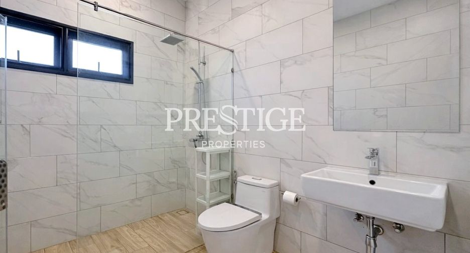 For sale 4 bedrooms house in Bang Lamung, Chonburi