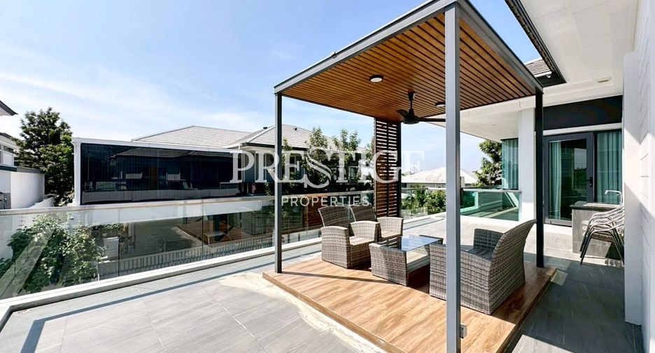 For sale 4 bedrooms house in Bang Lamung, Chonburi