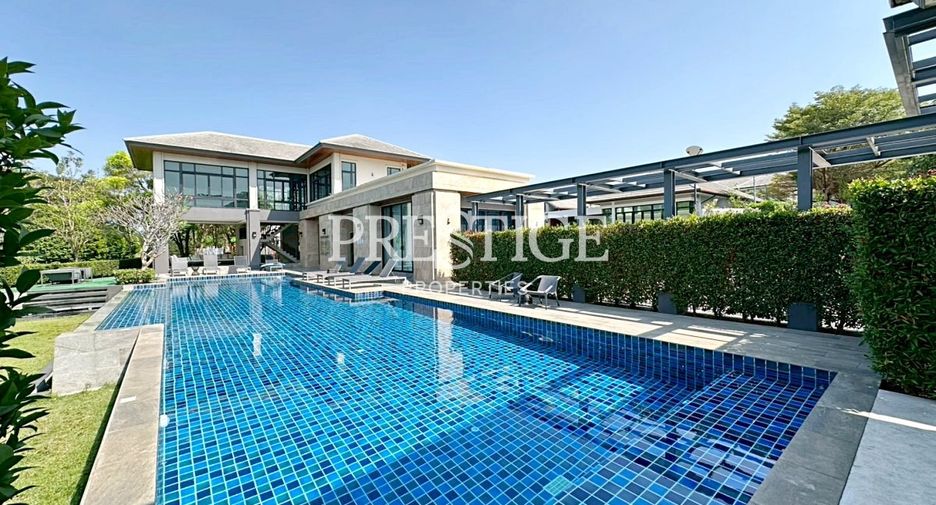 For sale 4 bedrooms house in Bang Lamung, Chonburi