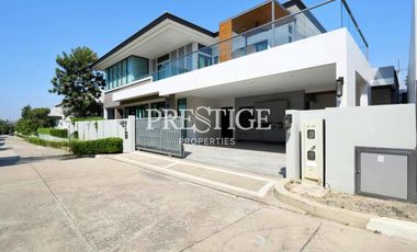 For sale 4 bedrooms house in Bang Lamung, Chonburi