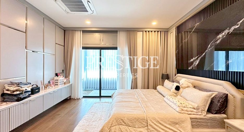 For sale 4 bedrooms house in Bang Lamung, Chonburi