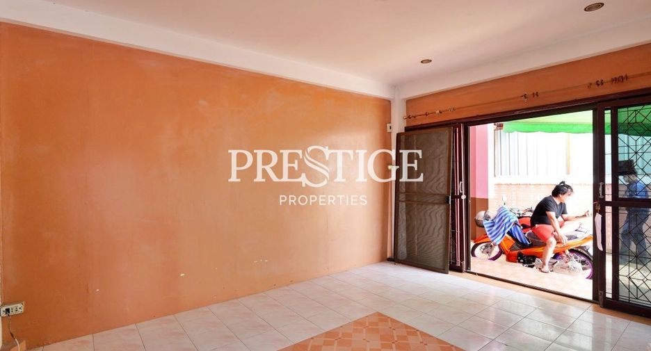 For sale 9 bedrooms retail Space in Bang Lamung, Chonburi