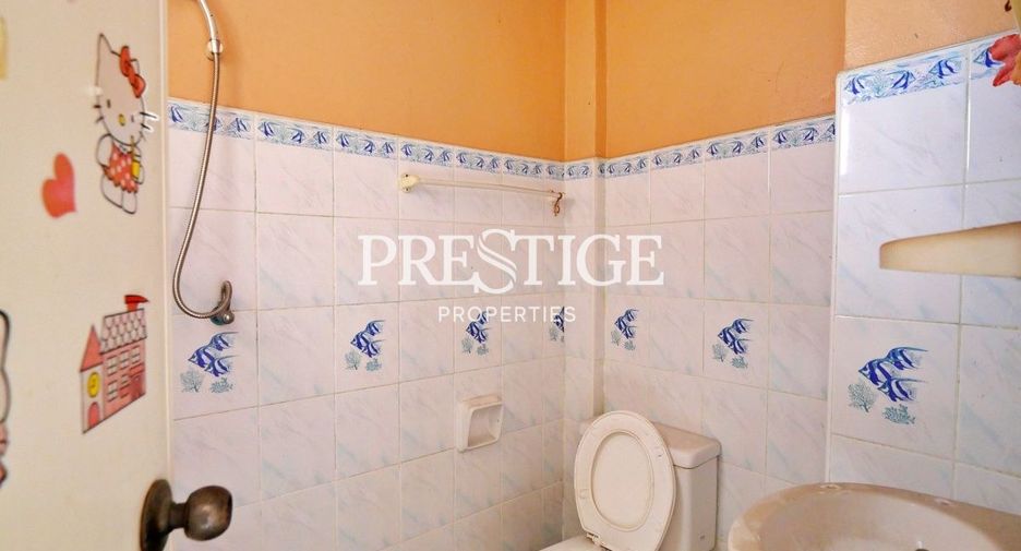 For sale 9 bedrooms retail Space in Bang Lamung, Chonburi