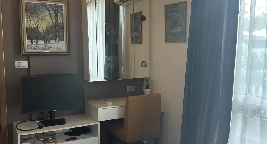 For rent 2 bedrooms condo in Watthana, Bangkok