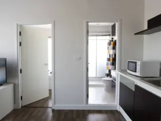 For rent 1 bed condo in Lat Krabang, Bangkok