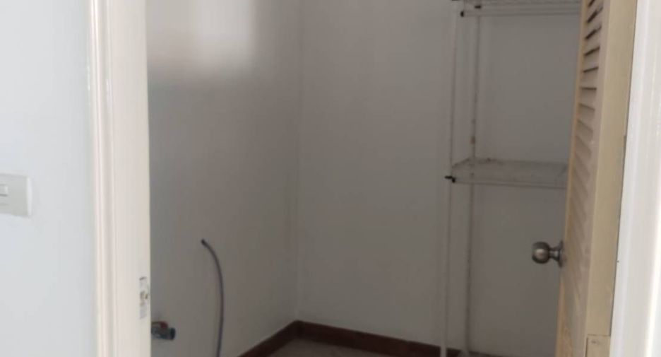 For sale and for rent 4 bedrooms villa in Bang Lamung, Chonburi